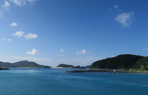 座間味島の海