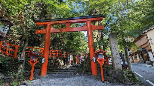 貴船神社